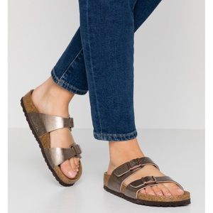 Women’s Birkenstock Sydney **BRAND NEW IN BOX WITH TAGS**